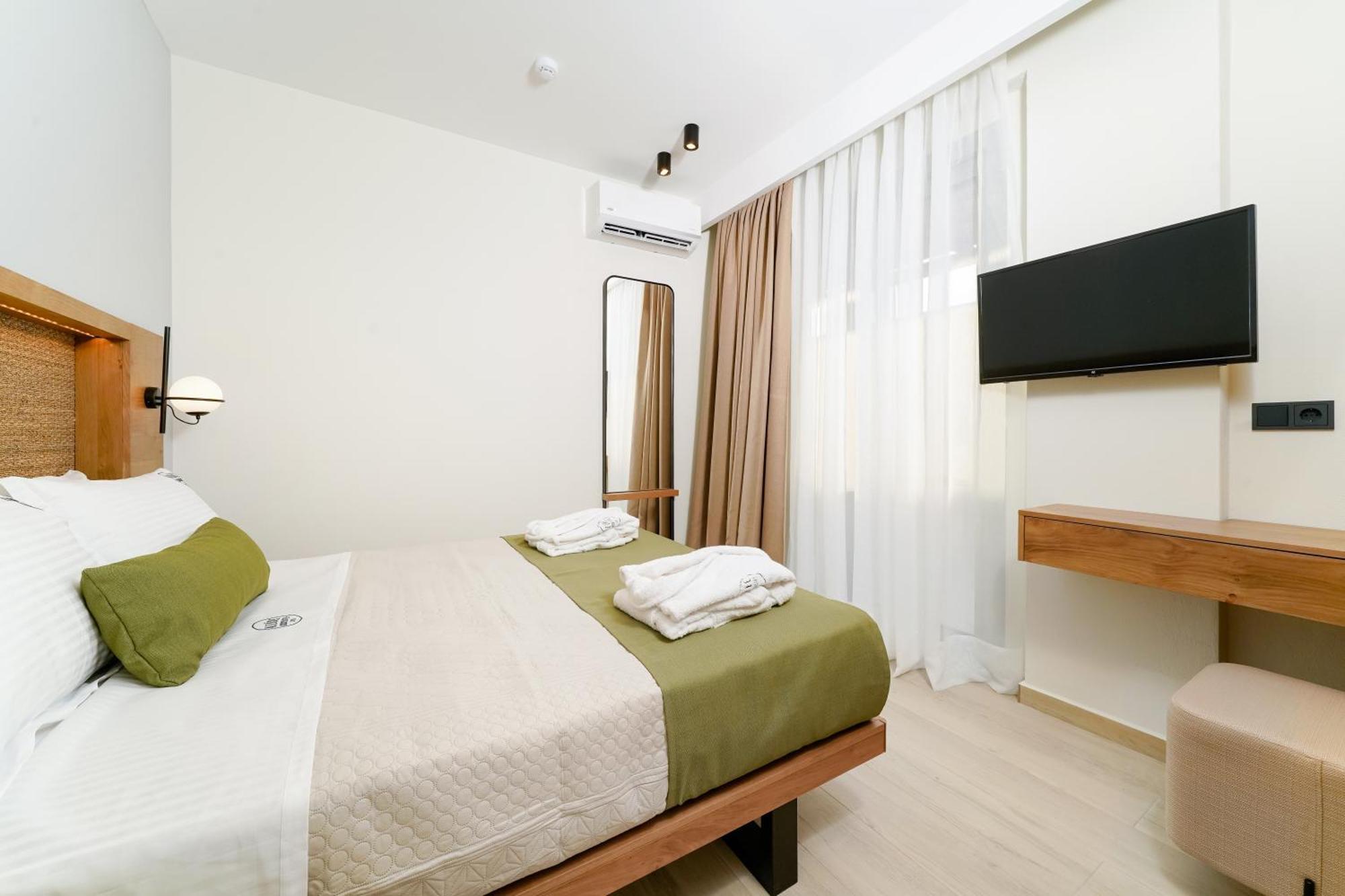 Azzure Luxury Suites Potos Zewnętrze zdjęcie