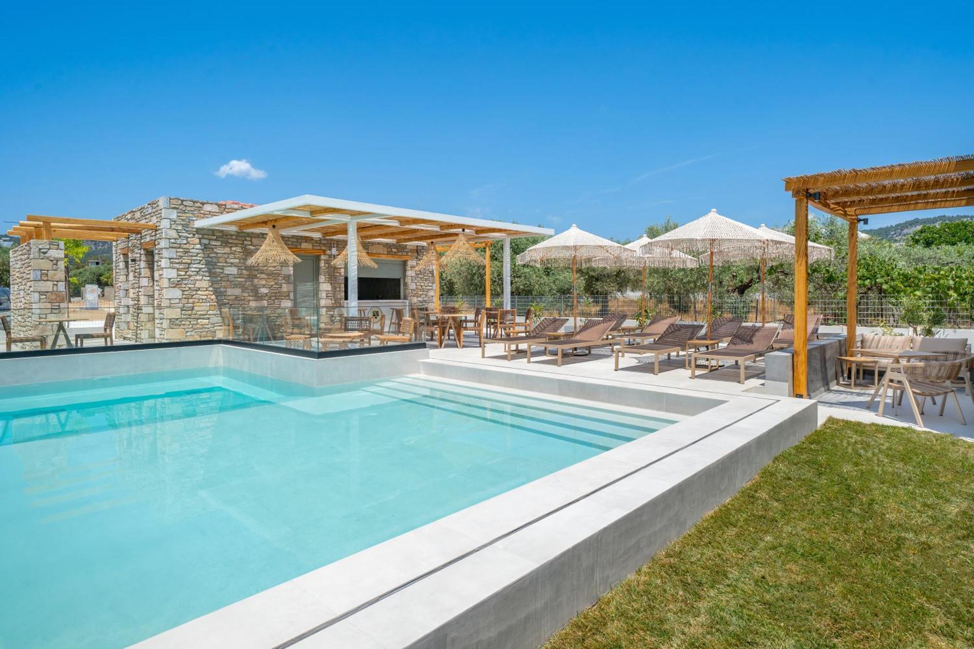 Azzure Luxury Suites Potos Zewnętrze zdjęcie