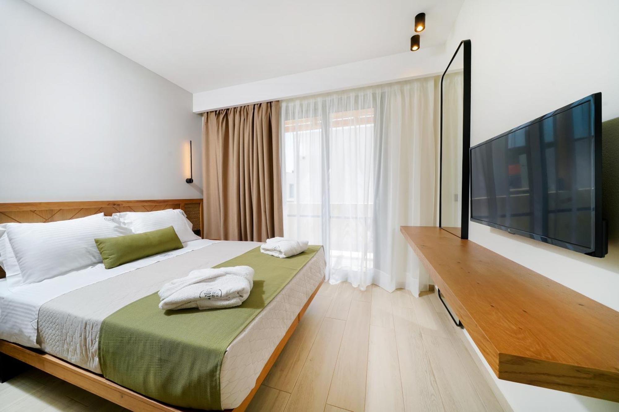 Azzure Luxury Suites Potos Zewnętrze zdjęcie